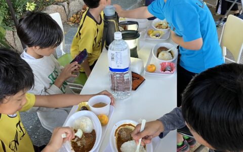 2507EFC6-01F6-4B79-B5C8-21D3196555C3-min